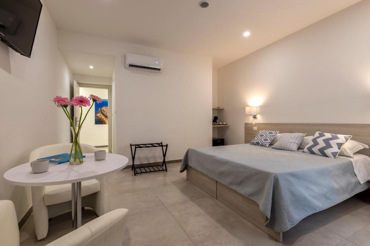Atteros Hotell Alghero Exteriör bild